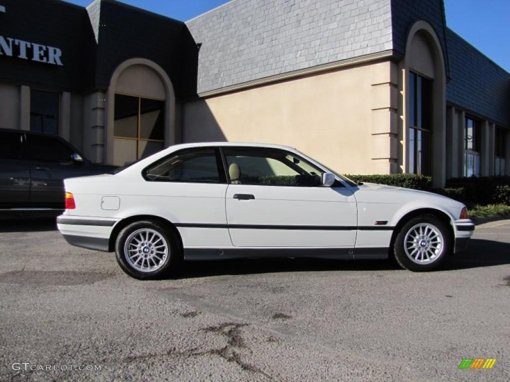 1995 BMW 3 SERIES 318I